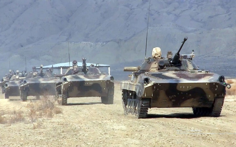 Azərbaycan Ordusunun tank bölmələrinin döyüş hazırlığı yoxlanılıb - Video