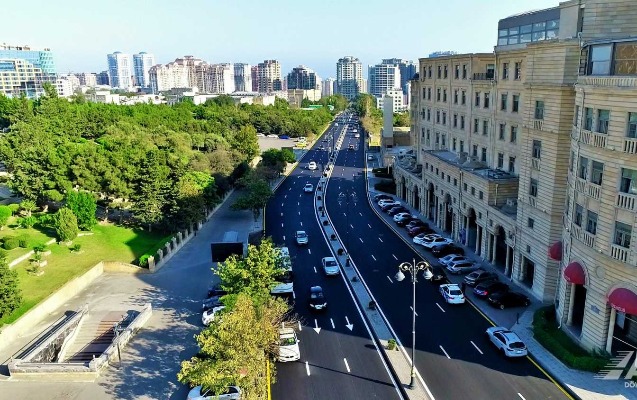 Təmirə bağlanmış prospekt açıldı