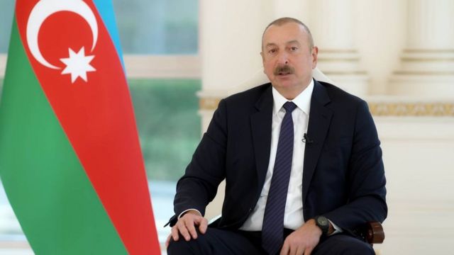 Prezident İlham Əliyev Dövlət Bayrağı Günü ilə bağlı paylaşım edib