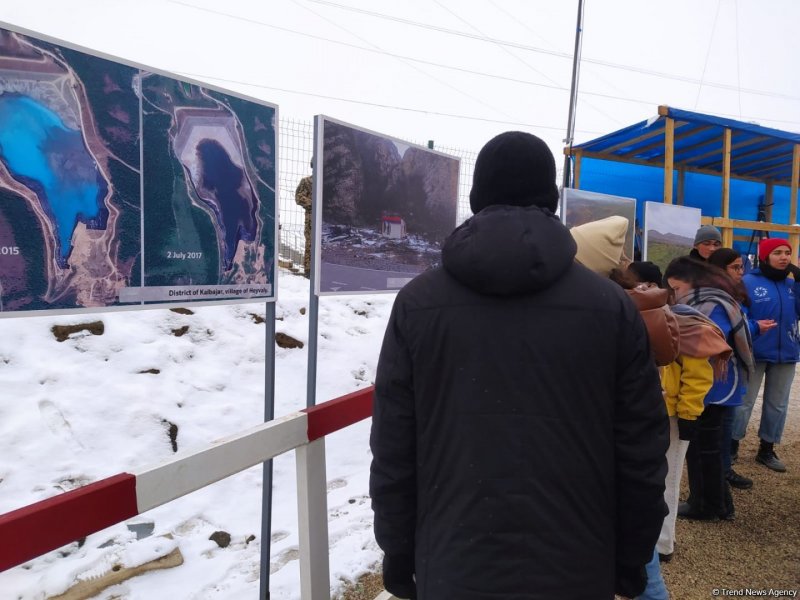 Ekokönüllülərin aksiya keçirdiyi ərazidə fotosərgi təşkil olunub