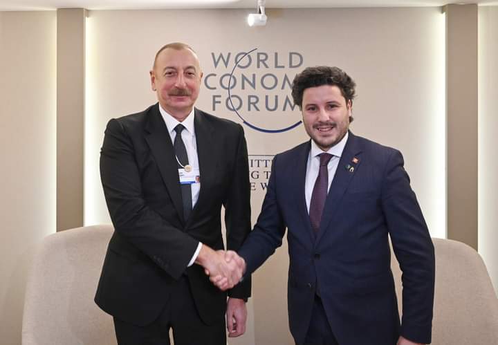 Prezident İlham Əliyevin Davosda Monteneqronun Baş naziri Dritan Abazoviç ilə görüşü olub