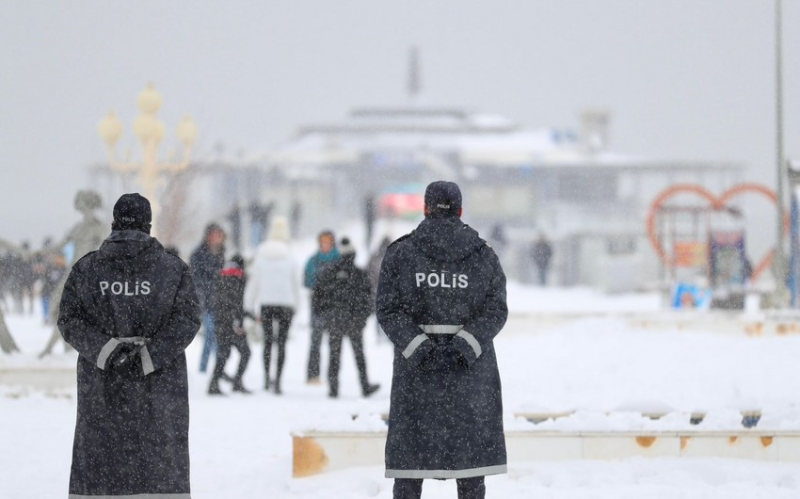 DİN: Hava şəraiti ilə əlaqədar polis əməkdaşları zəruri təhlükəsizlik tədbirləri görürlər