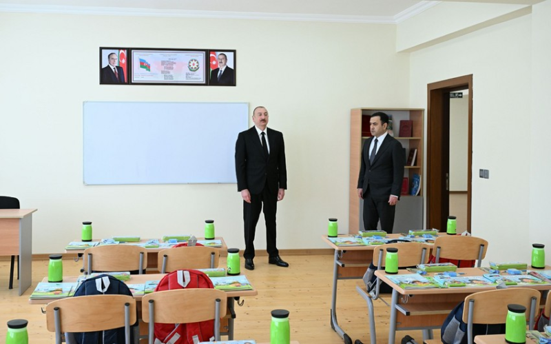 Prezident İsmayıllıda “Talıstan” liseyinin binasının açılışında iştirak edib