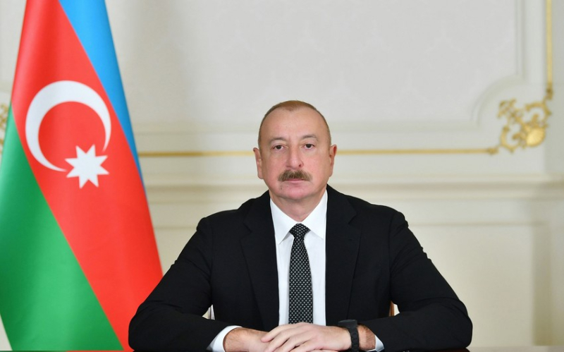 Prezident milli mətbuatın 150 illik yubileyi münasibətilə media nümayəndələrini təltif edib - SİYAHI