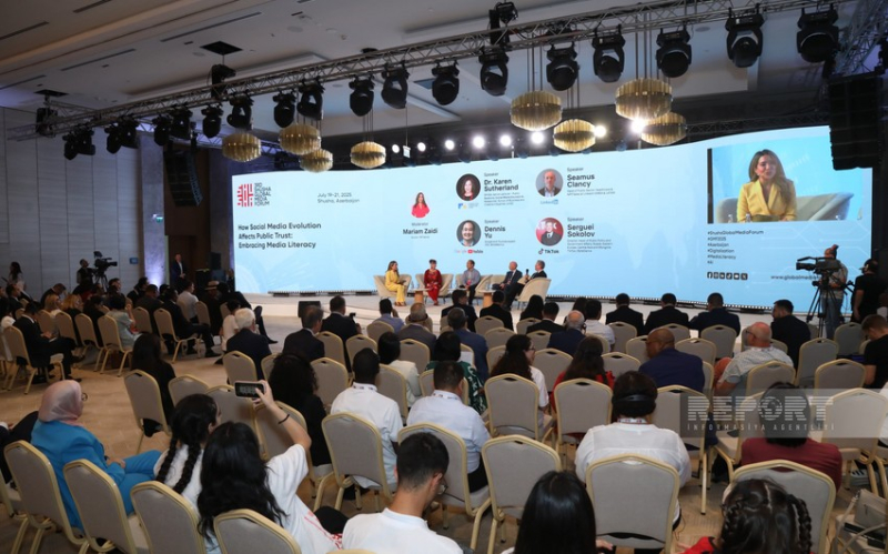 III Şuşa Qlobal Media Forumu çərçivəsində sosial şəbəkələrin ictimai rəyə təsiri müzakirə edilib