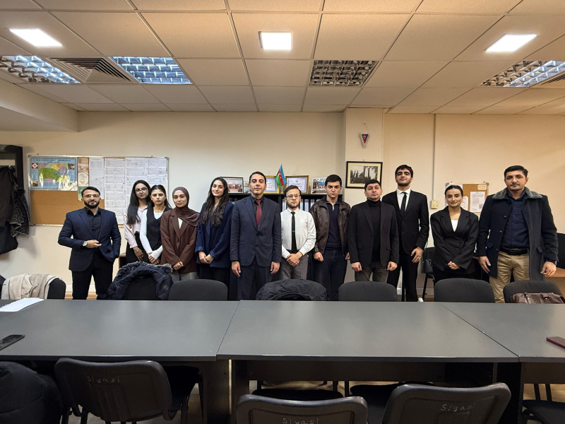 Azərbaycan Universiteti Siyasi və İctimai Elmlər Kafedrasında Elmi Təfəkkürün Tarixi və İnkişafına Dair Seminar Keçirilib